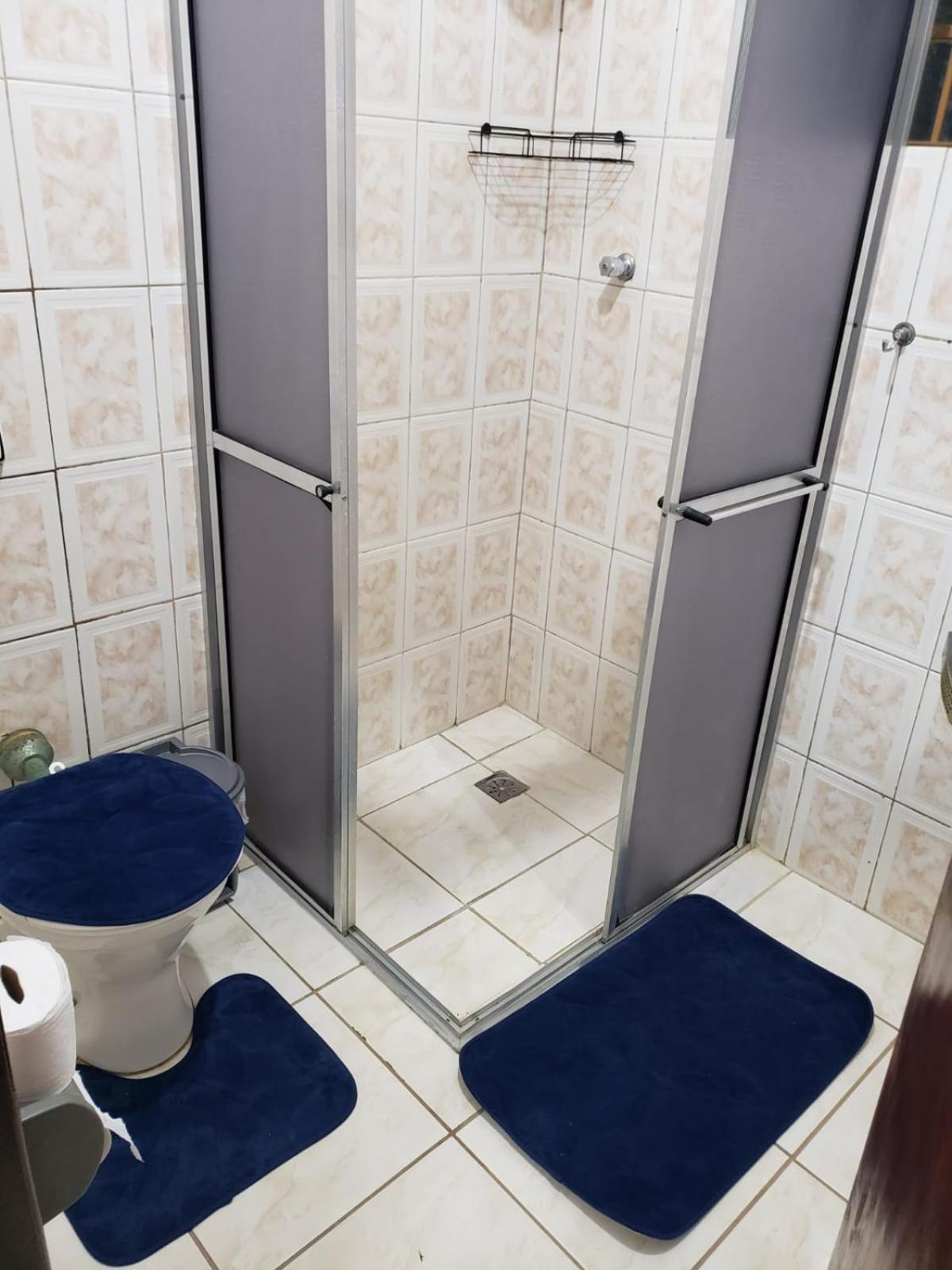 과라팅게타 Chacara Charmosa Com Piscina, Campo De Futebol 빌라 외부 사진